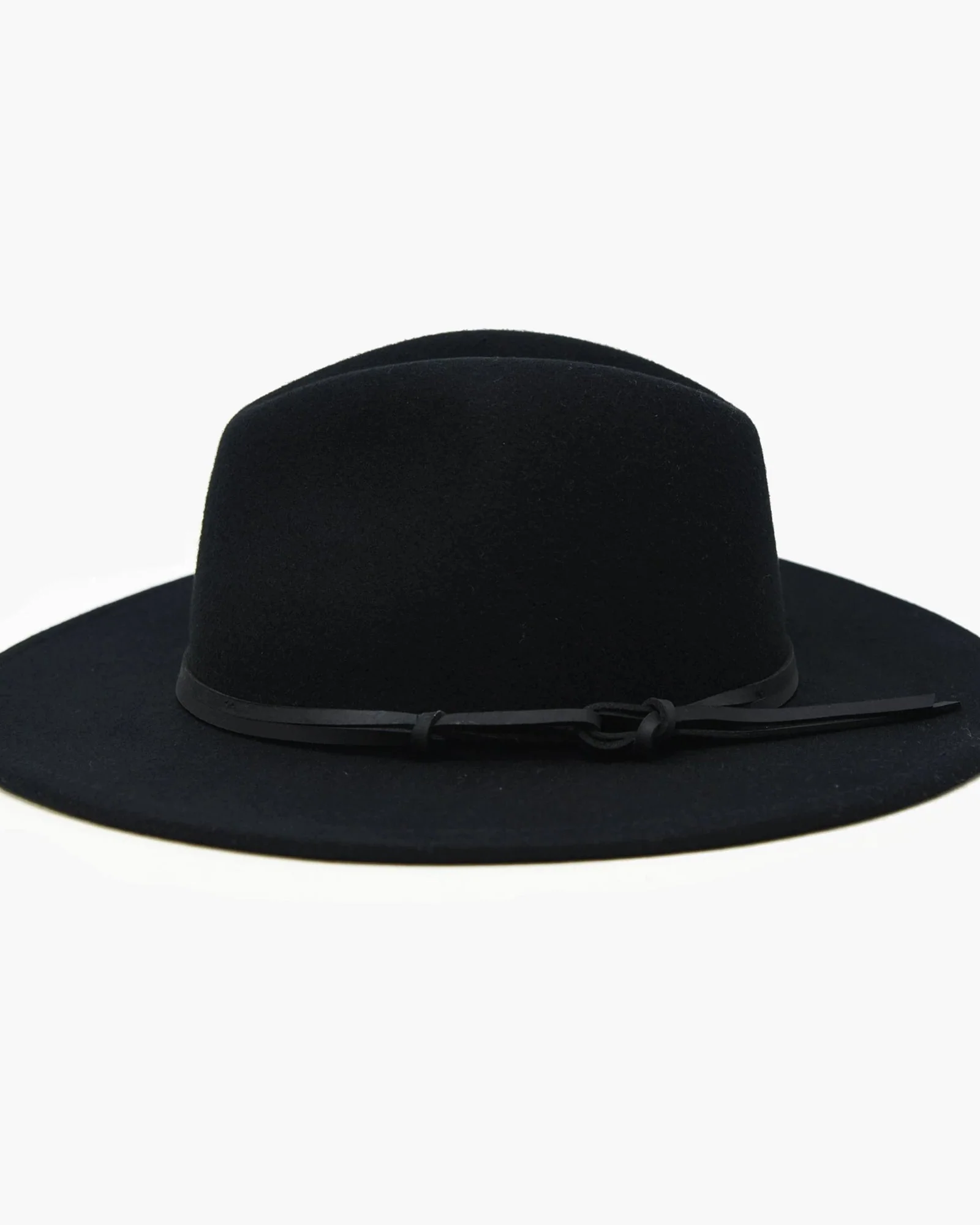 Billie in Black - Image 5