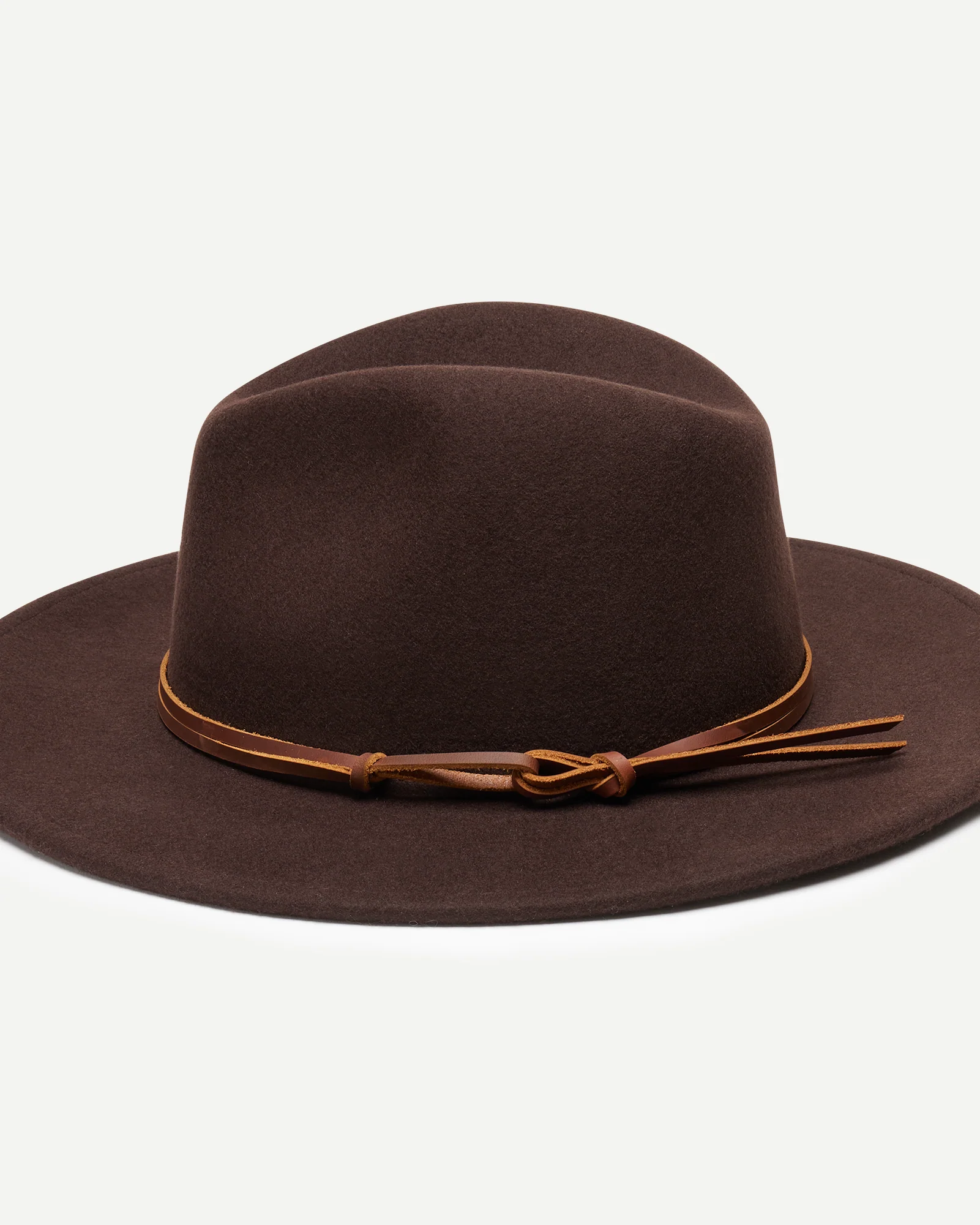 Billie in Brown - Image 4