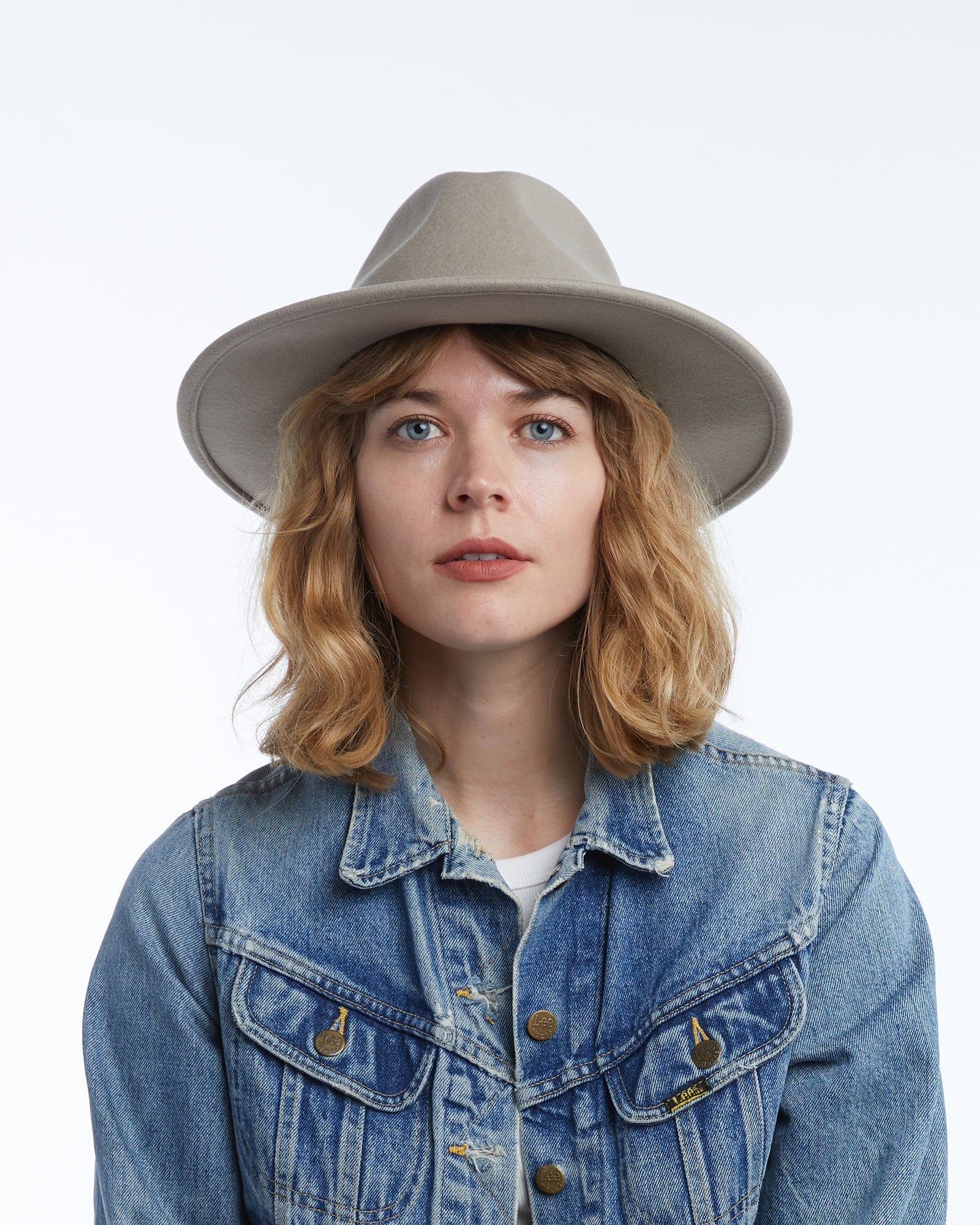 Billie in Taupe - Image 3