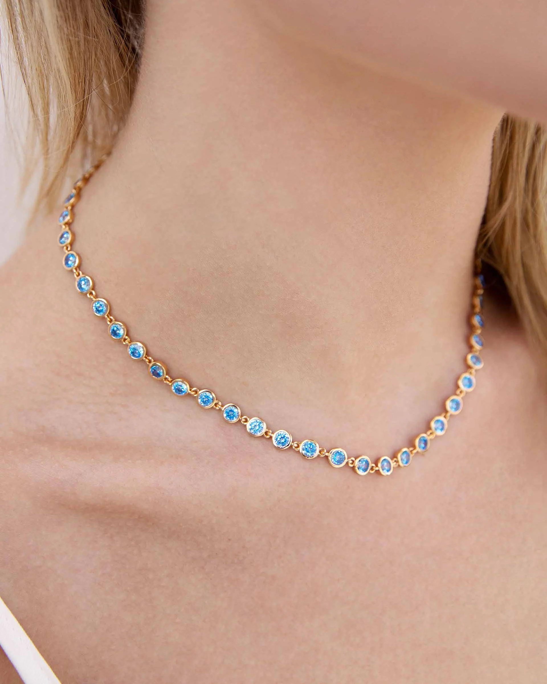 Crystal Disc and Link Necklace - Image 6