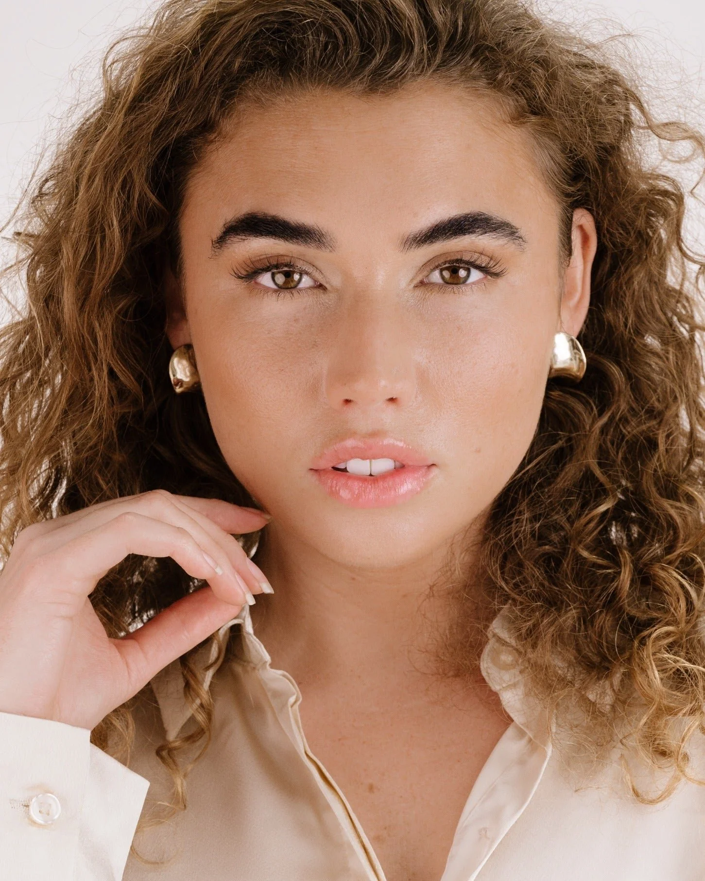 Curved Stud Earrings - Image 8