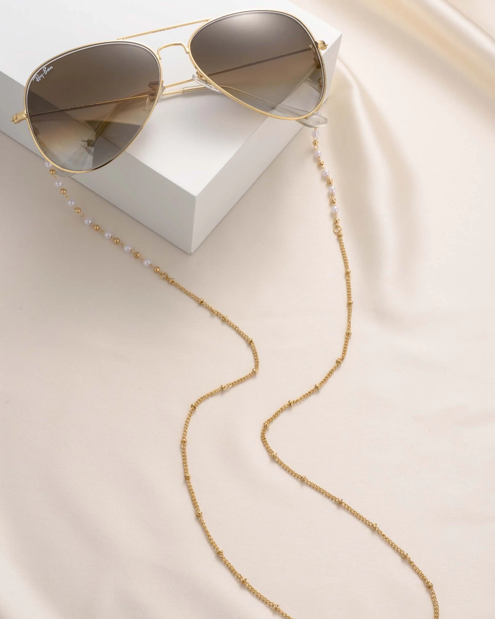 Dainty Pearl and Gold Eyeglass Chain - Image 4
