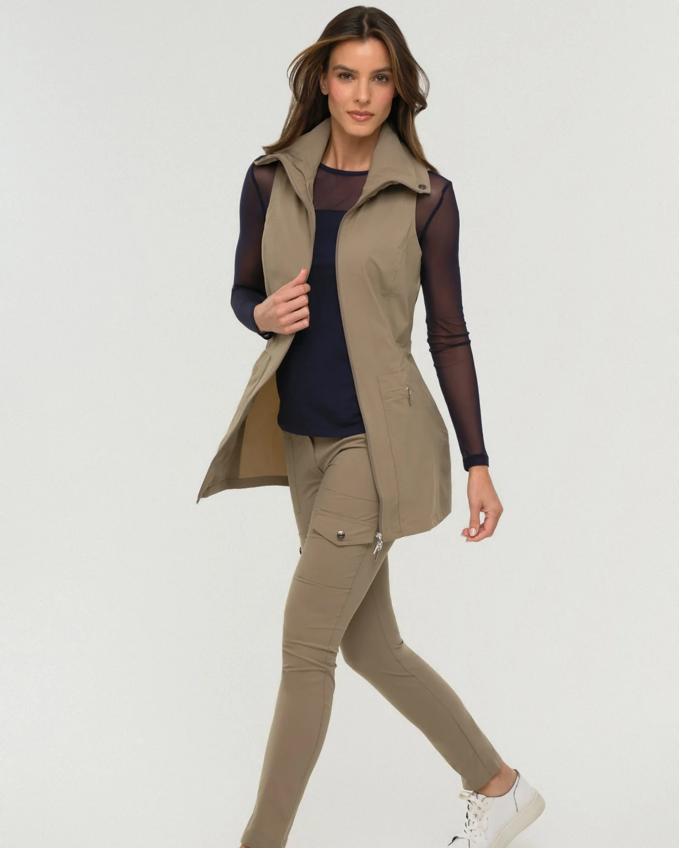 Delaney Travel Vest - Image 7