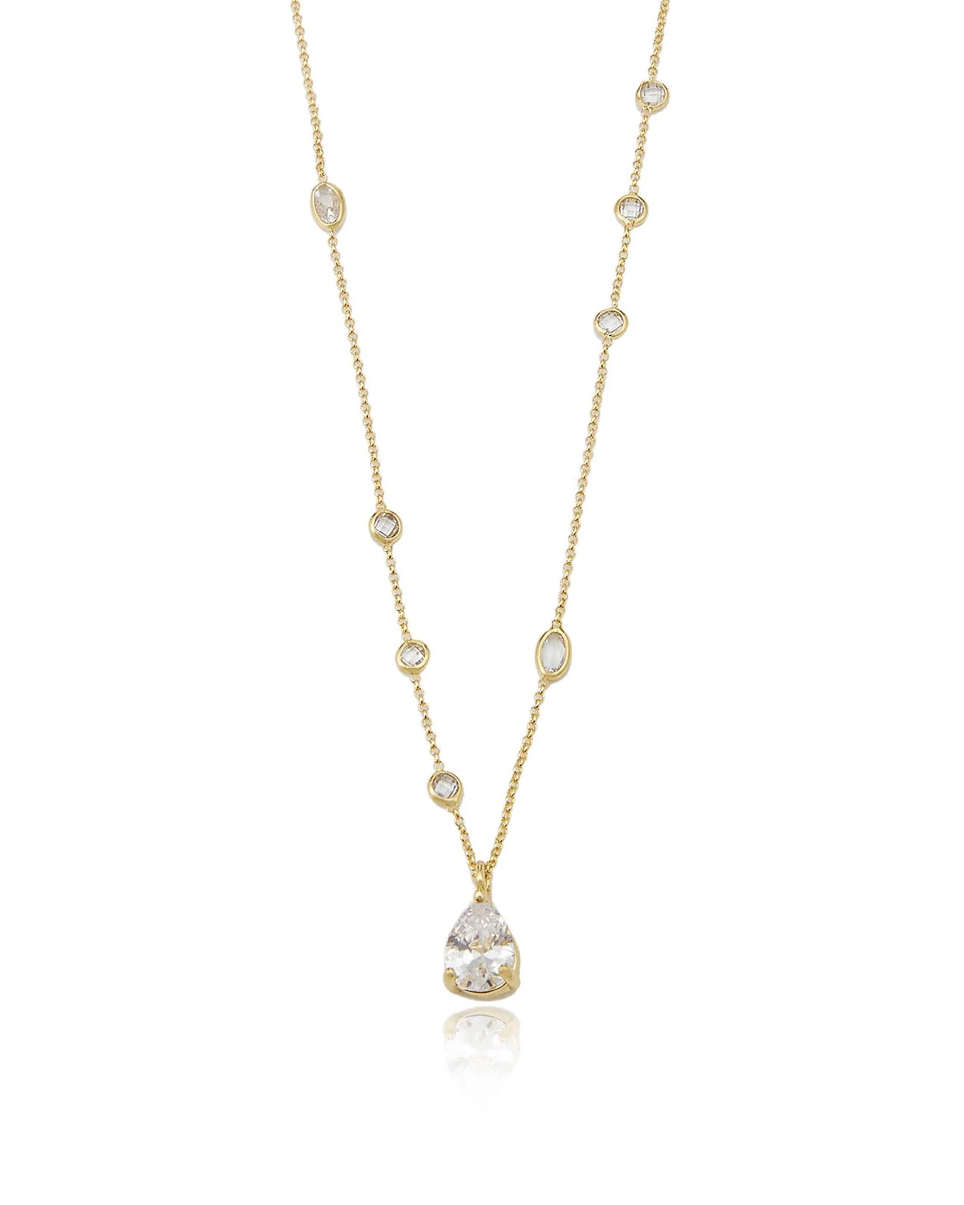 Delicate Crystal Pendant Necklace