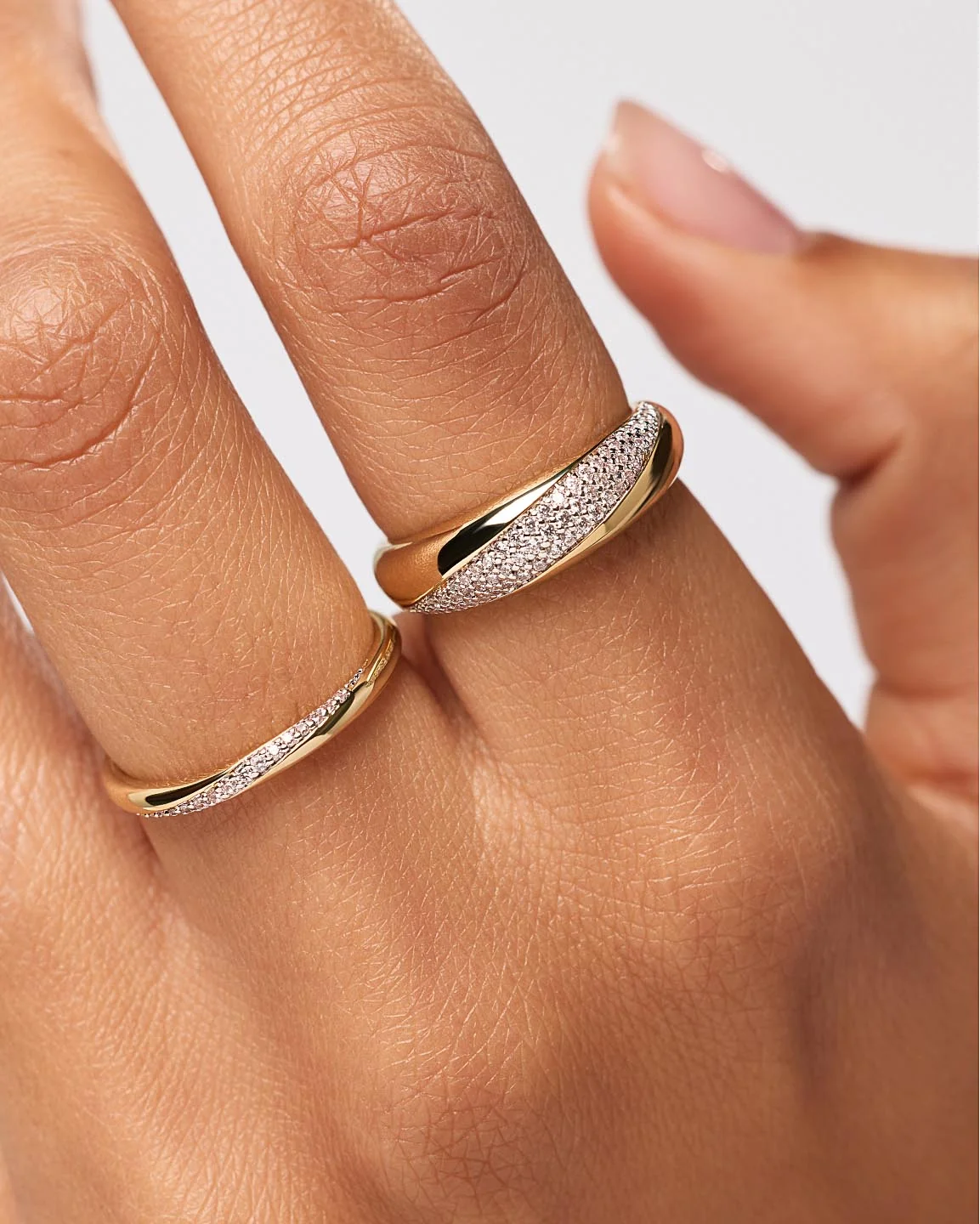 Gold Band Ring - Kira Slim Ring - Image 2
