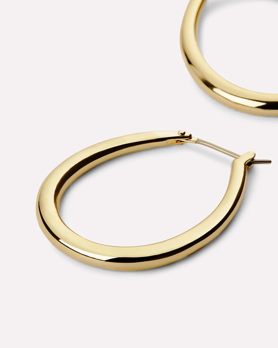 Gold Hoop Earrings - Cuidado - Image 6