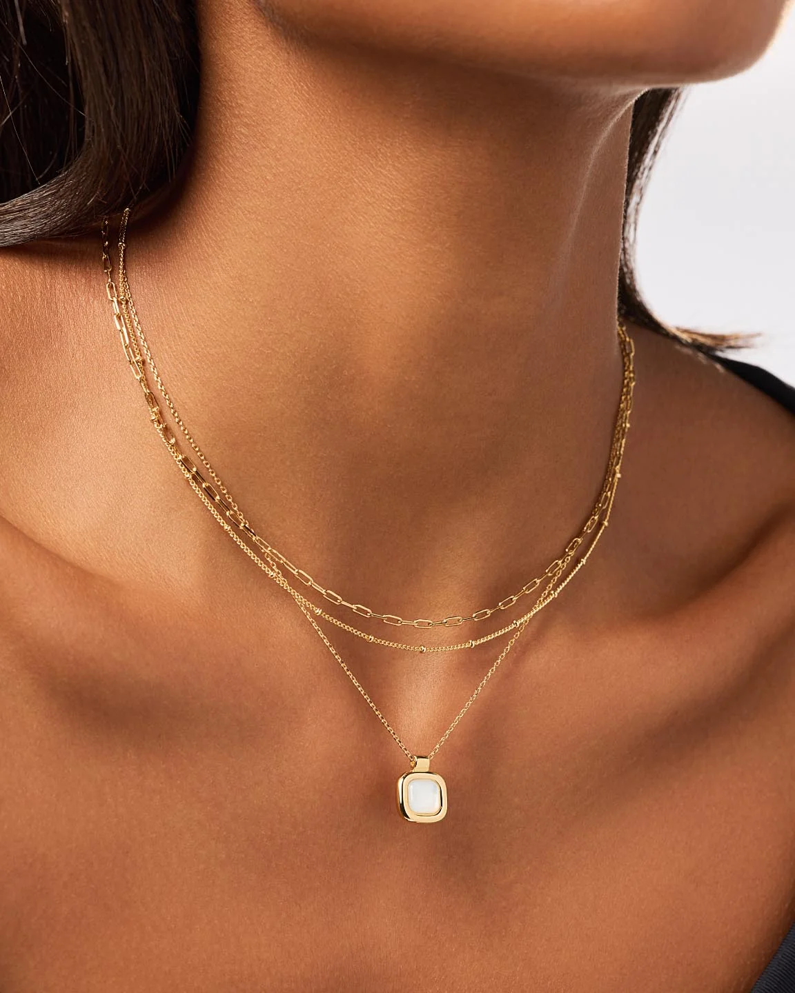 Gold Pendant - Clara Pendant Mother of Pearl - Image 2