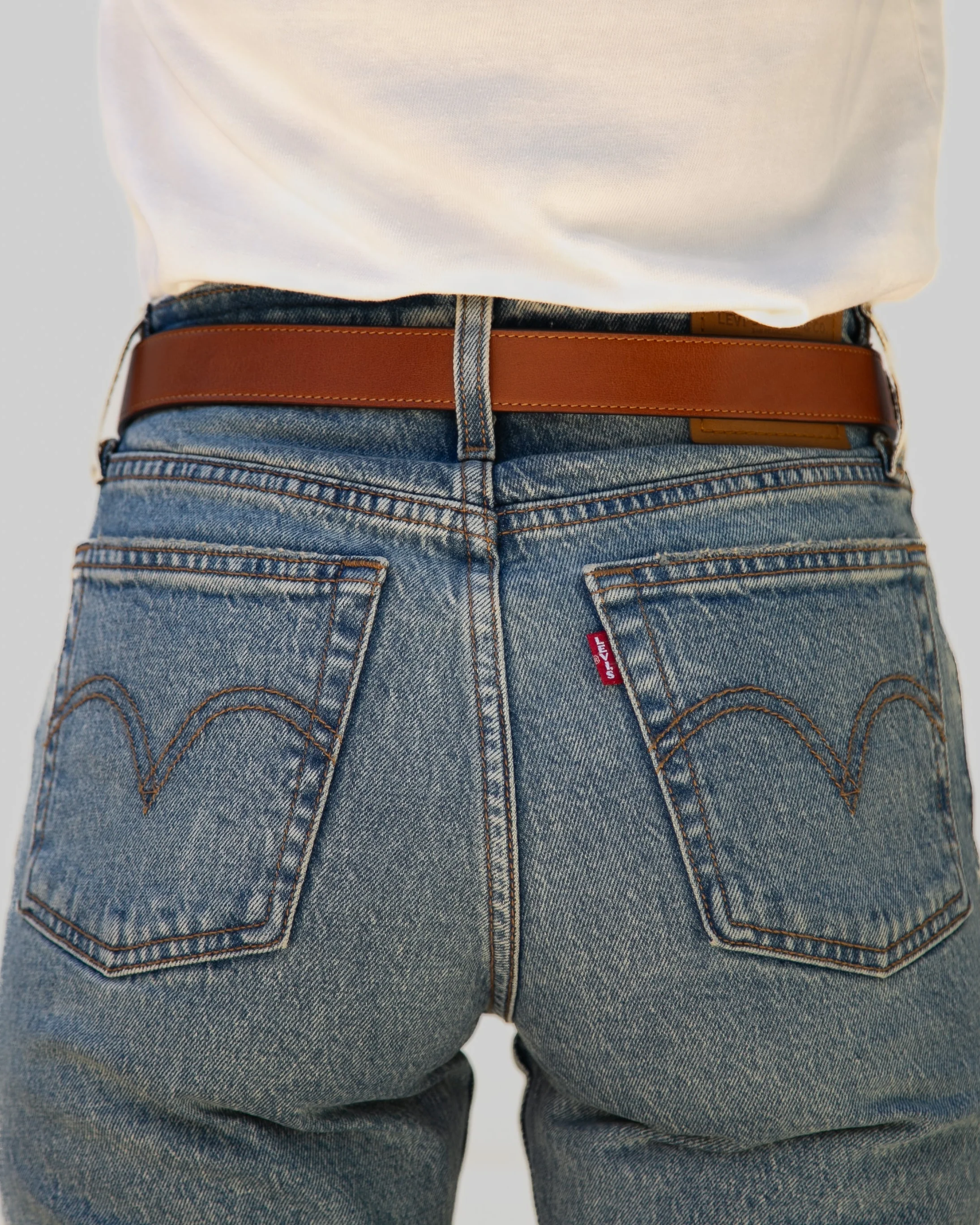 Henrietta in Brown - Image 4
