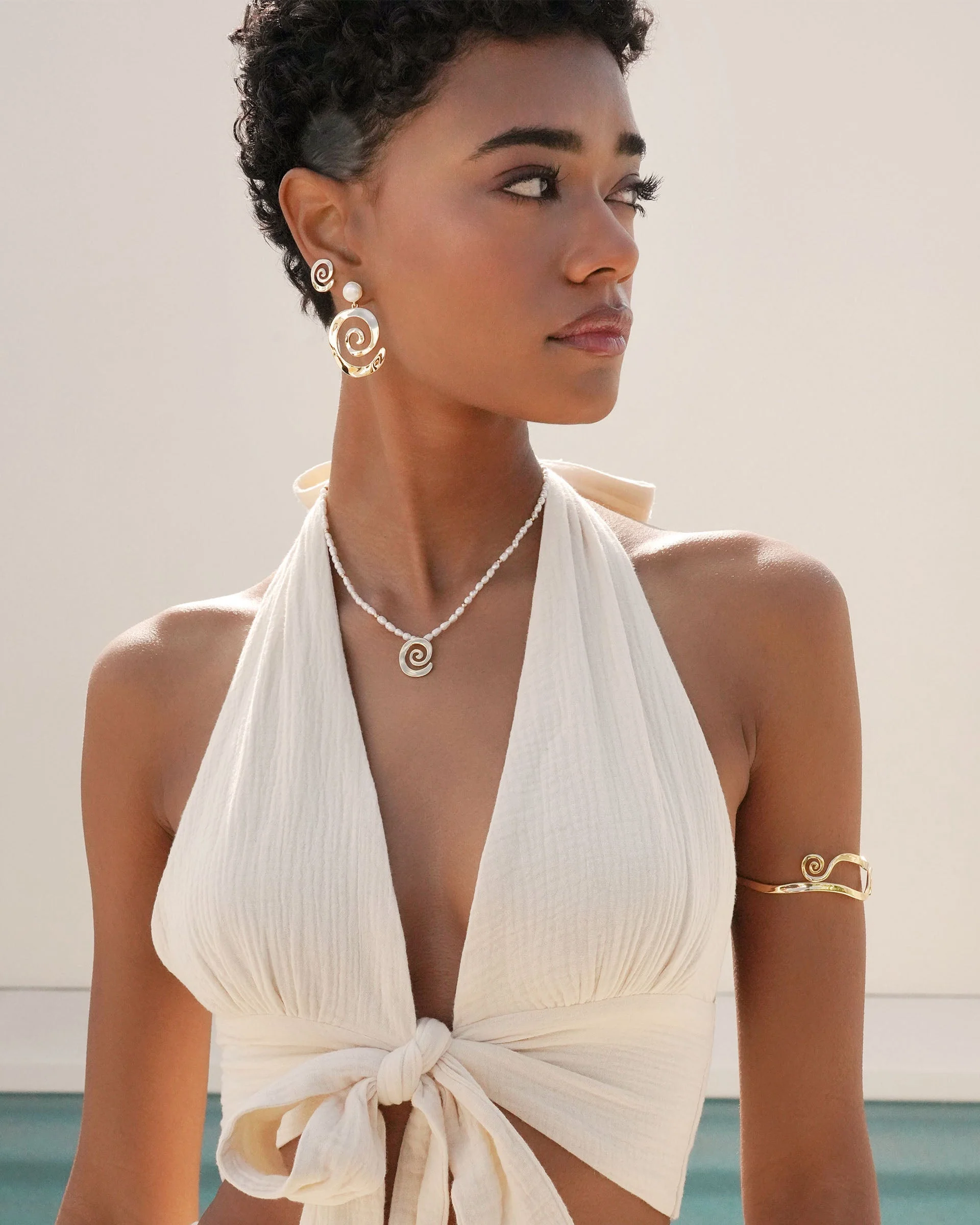 Intertwined Aura Arm Cuff - Image 6