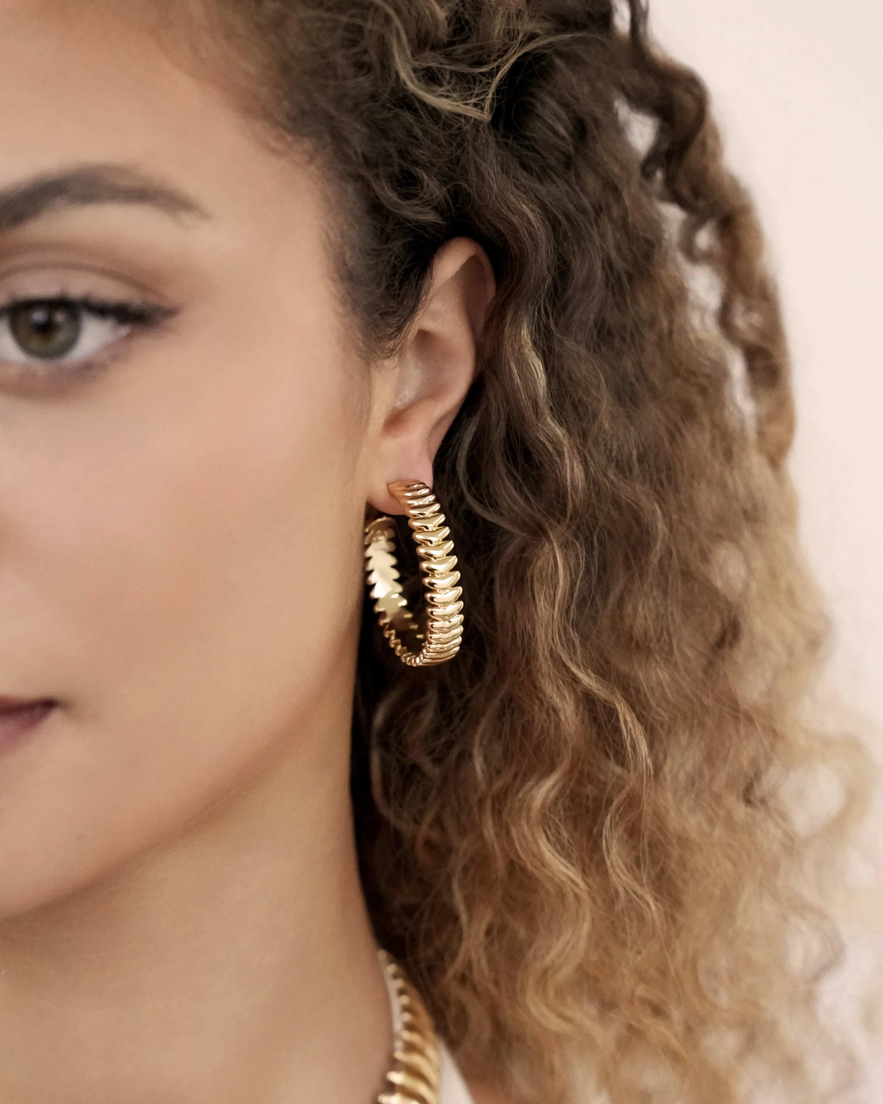 Large Metal Moderna Hoops - Image 2