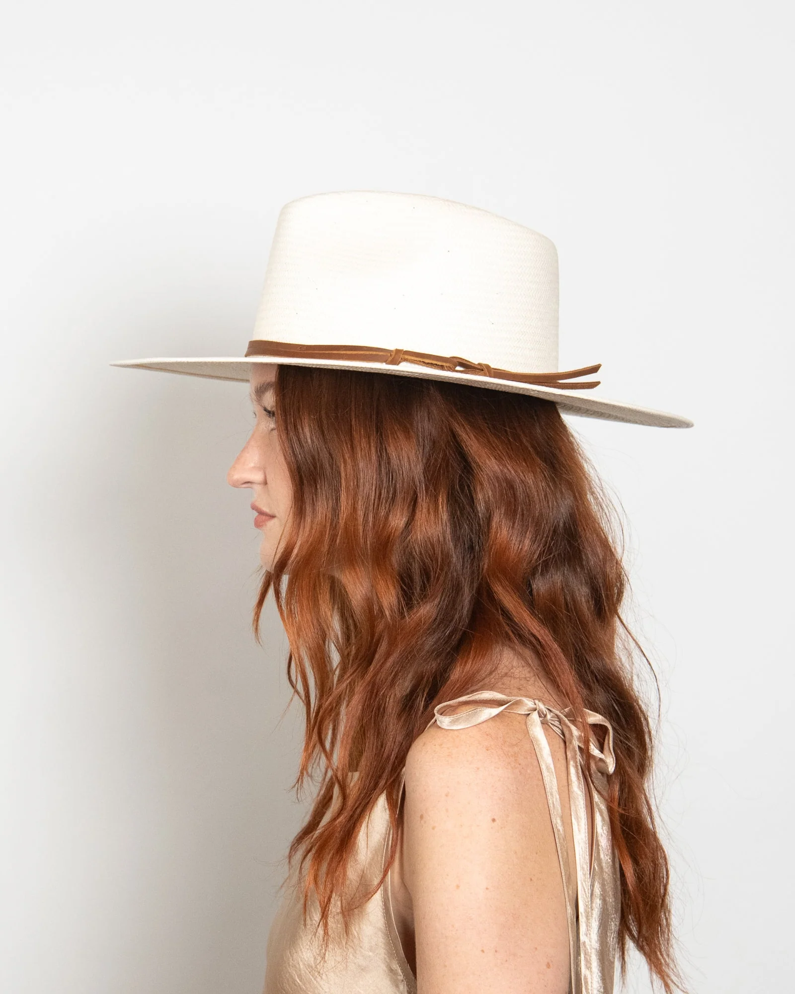 Lindsey in Cream - Image 4
