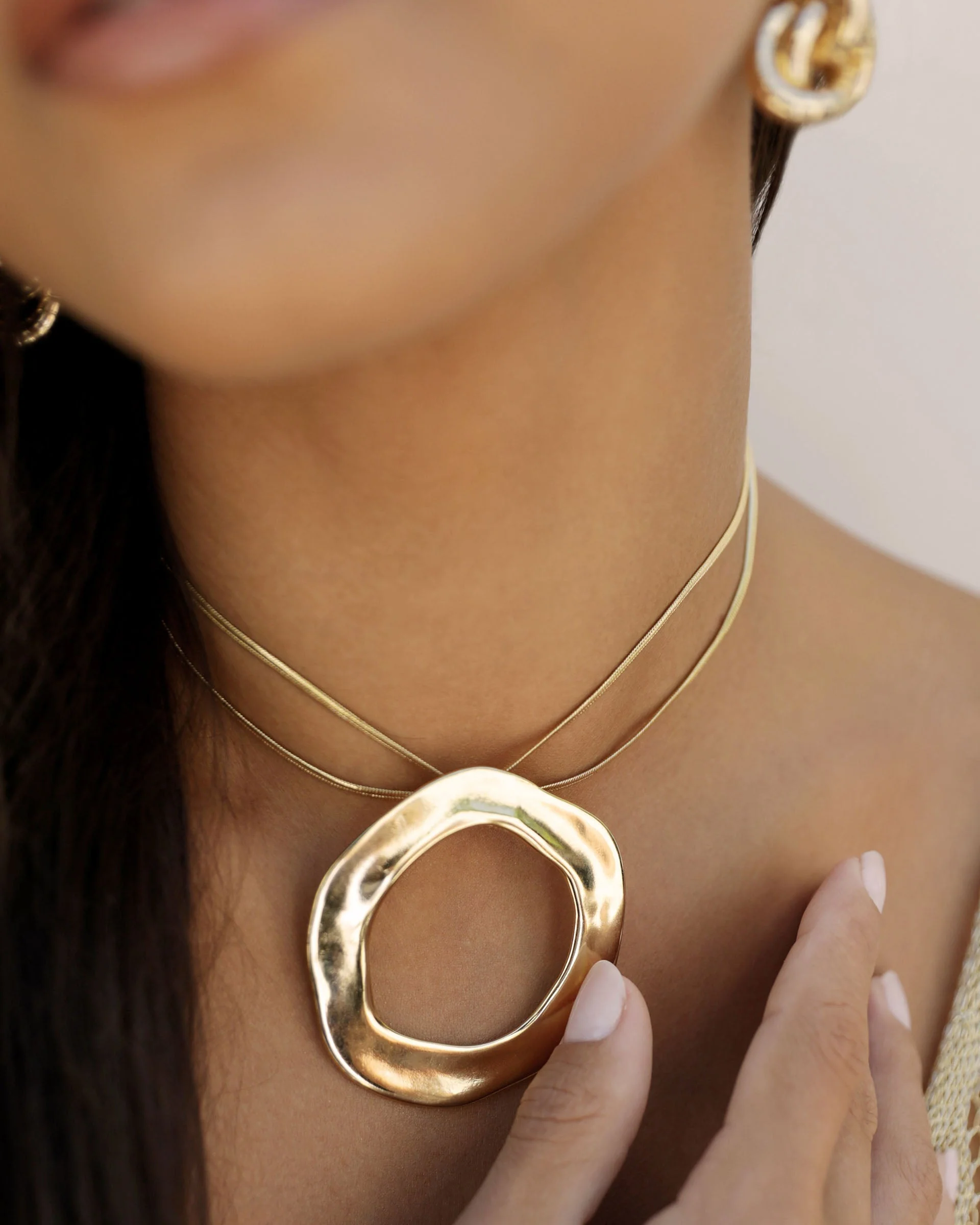 Open Circle Pavè Necklace - Image 2
