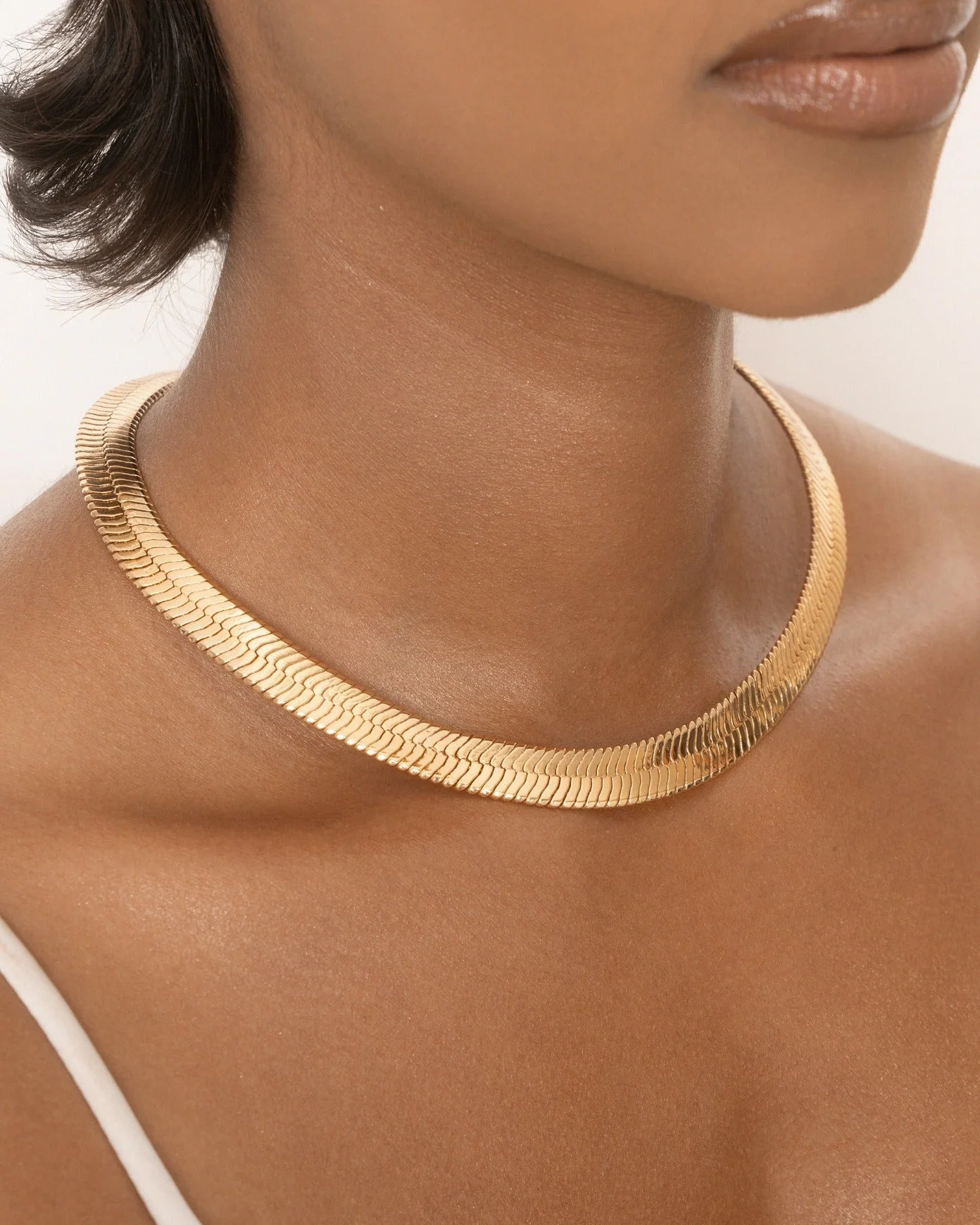 Snake Smooth Herringbone Chain Necklace - Image 2