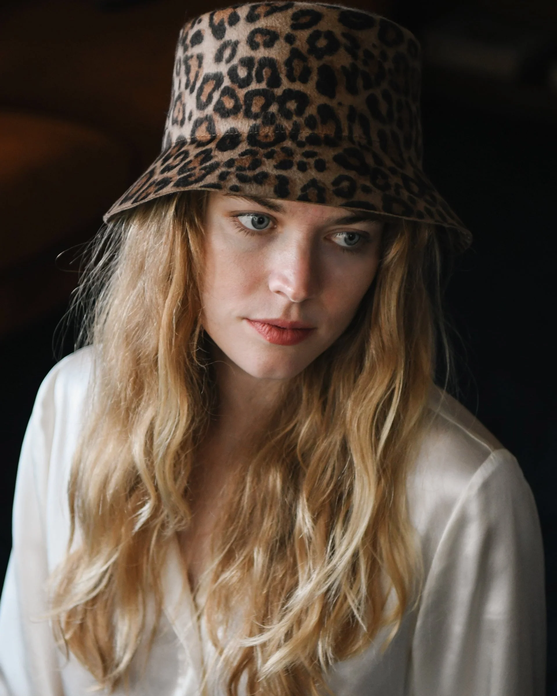 Tenley in Leopard - Image 8