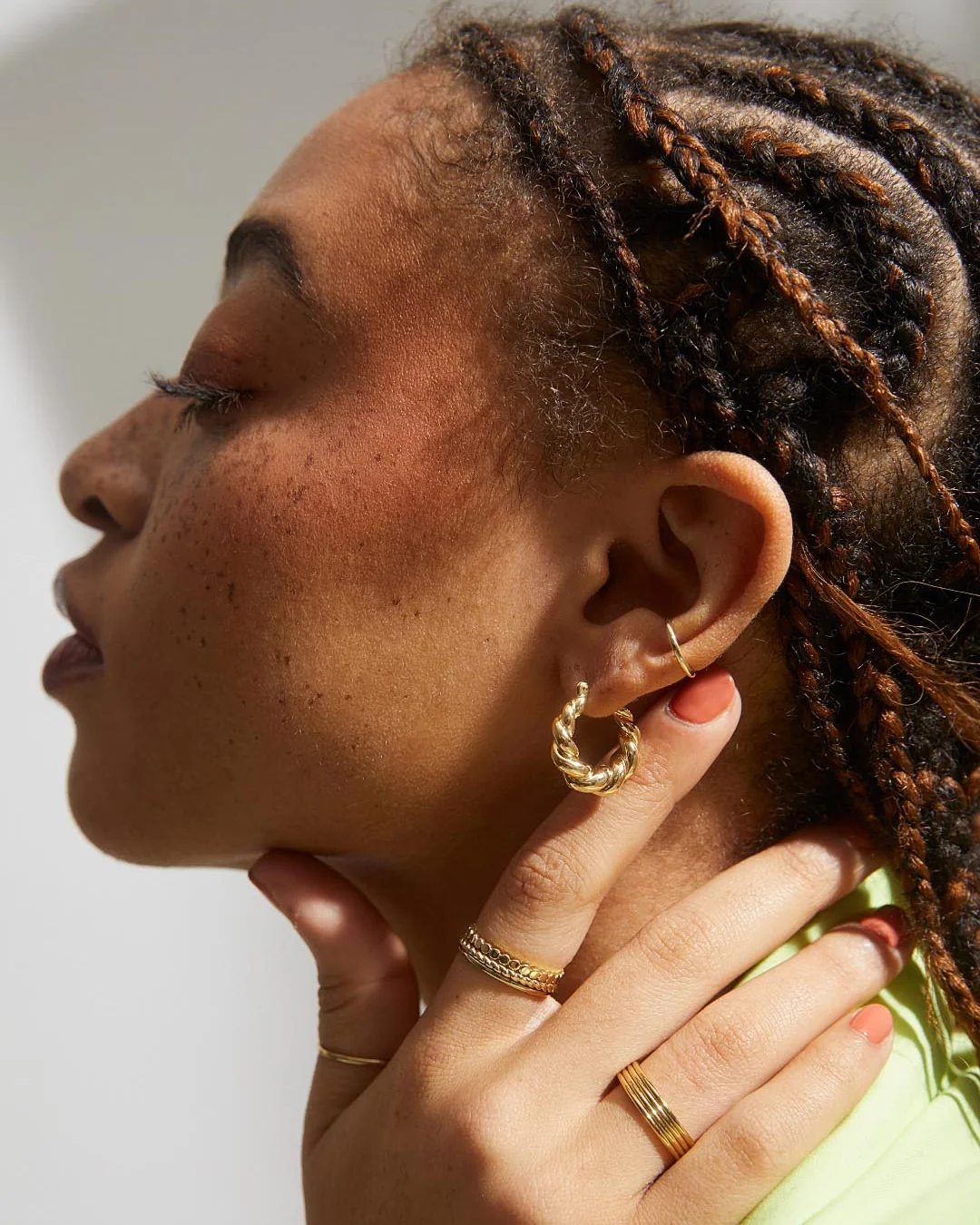 Twisted Hoop Earrings - Paris - Image 5