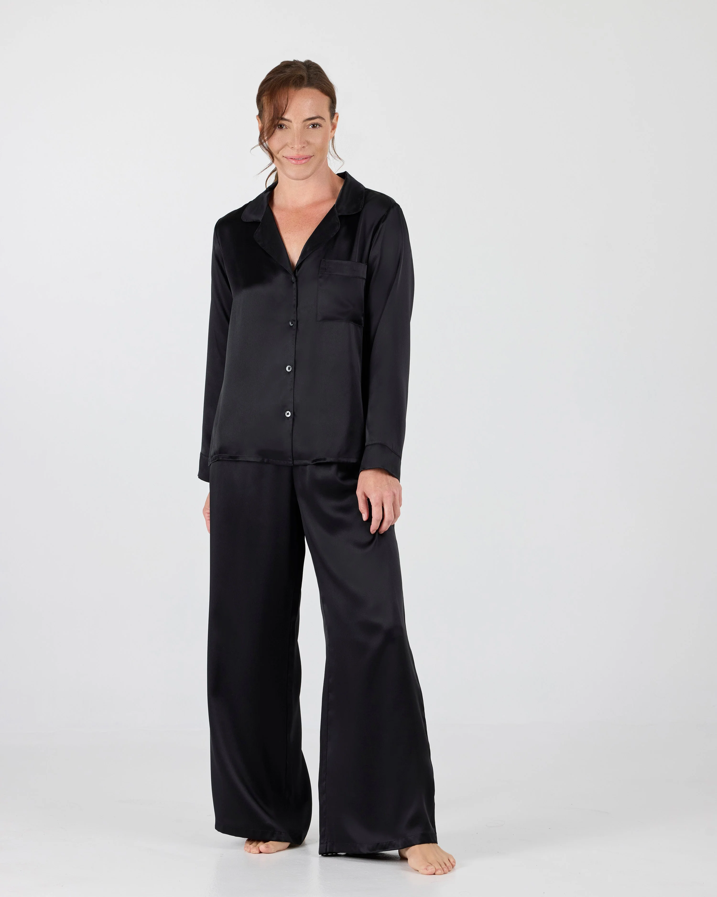 Victoria set Black