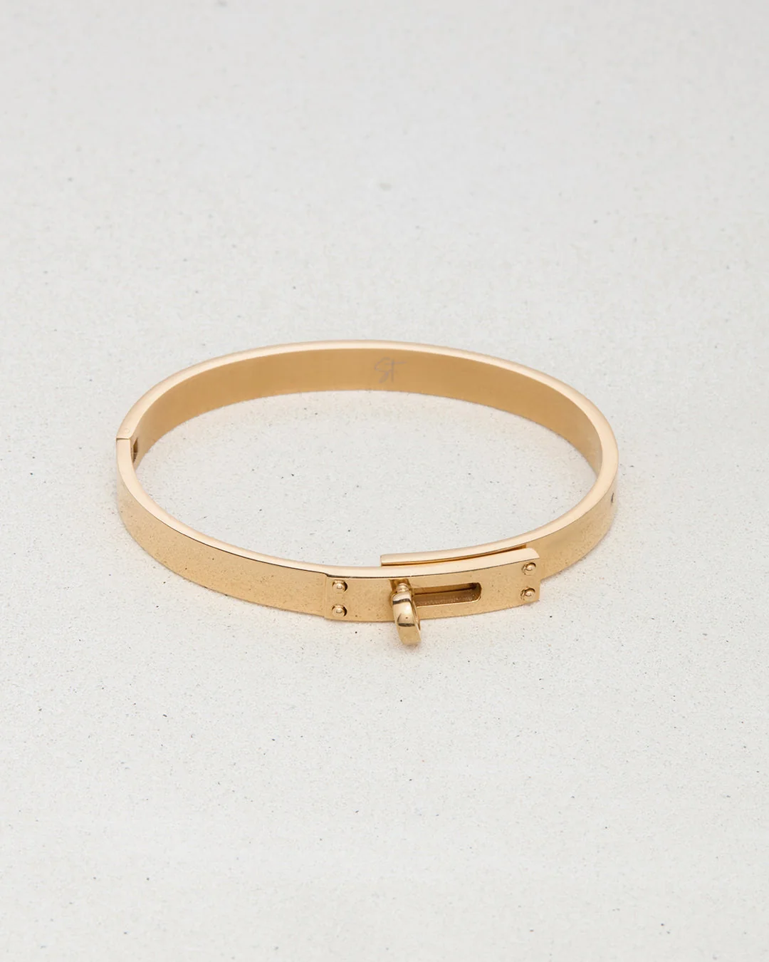 Voltaire Cuff